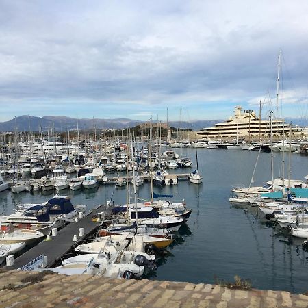 Charmant Studio Vieil Antibes Bagian luar foto