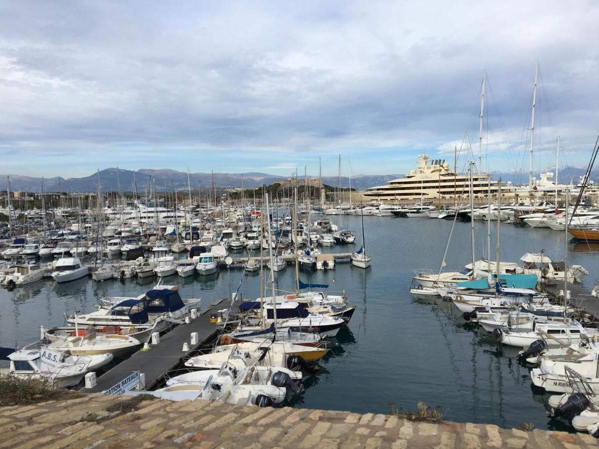 Charmant Studio Vieil Antibes Bagian luar foto