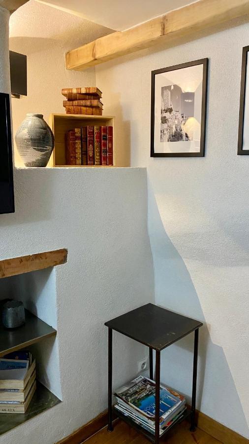 Charmant Studio Vieil Antibes Bagian luar foto
